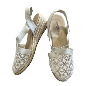 New @ttitude Women's Oliver White 2" Espadrilles Wedge Sandals Size 9